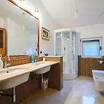 Intini 3*